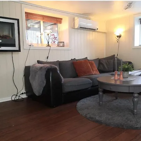 Apartment Sentral Strandleilighet Med Hvalsenter Andenes